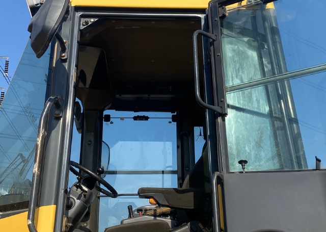 ขายรถตักล้อยาง KOMATSU WA430-6 นำเข้าจากญี่ปุ่น สภาพสวยพร้อมใช้ มีVDOการทำงานครับ