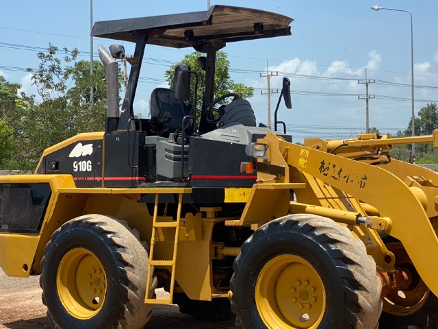 ขายรถตักล้อยาง CAT 910G นำเข้าจากญี่ปุ่น พร้อมใช้ มีVDOการทำงานครับ