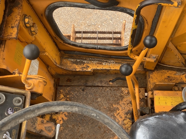 ขายรถตักล้อยาง KOMATSU JH63 นำเข้าจากญี่ปุ่น สภาพสวยพร้อมใช้