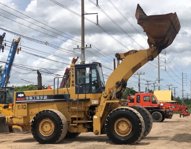 ขายรถตักล้อยาง KOMATSU WA500-1 นำเข้าจากญี่ปุ่น สภาพสวยพร้อมใช้ ขายรถตักล้อยาง KOMATSU WA500-1 นำเข้าจากญี่ปุ่น สภาพสวยพร้อมใช้