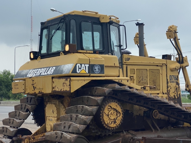 ขายรถดันดิน CAT D7H นำเข้าจากญี่ปุ่น สภาพสวยพร้อมใช้ มีVDOการทำงานครับ