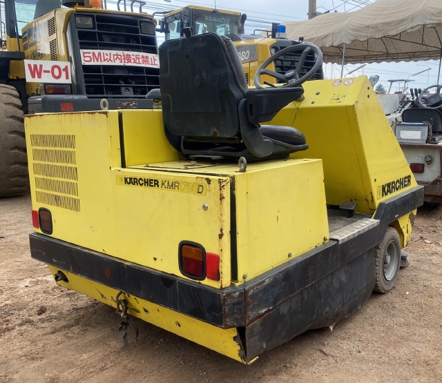 ขายรถกวาดขยะ KARCHER KMR1700D นำเข้าเองจากญี่ปุ่น สภาพสวยพร้อมใช้ ขายรถกวาดขยะ KARCHER KMR1700D นำเข้าเองจากญี่ปุ่น สภาพสวยพร้อมใช้