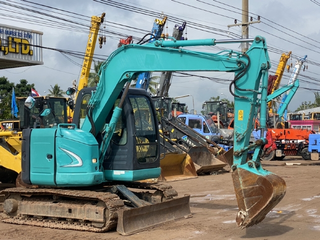 ขายรถขุด KOBELCO SK70SR-2 นำเข้าจากญี่ปุ่น สภาพสวยพร้อมใช้ มีVDOการทำงานครับ ขายรถขุด KOBELCO SK70SR-2 นำเข้าจากญี่ปุ่น สภาพสวยพร้อมใช้ มีVDOการทำงานครับ