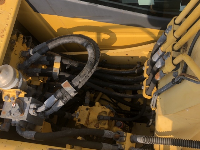 ขายรถขุด KOMATSU PC130-8 นำเข้าจากญี่ปุ่น พร้อมใช้ มีVDOการทำงานครับ