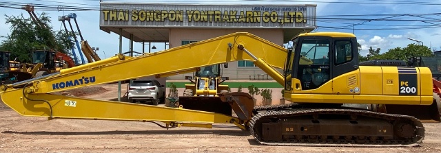 ขายรถขุด KOMATSU PC200LC-7 อาร์มยาวพิเศษ 15 เมตร นำเข้าจากญี่ปุ่น สภาพสวยพร้อมใช้ มีVDOการทำงานครับ
