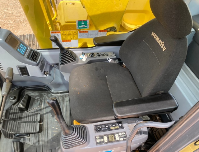 ขายรถขุด KOMATSU PC200LC-7 อาร์มยาวพิเศษ 15 เมตร นำเข้าจากญี่ปุ่น สภาพสวยพร้อมใช้ มีVDOการทำงานครับ