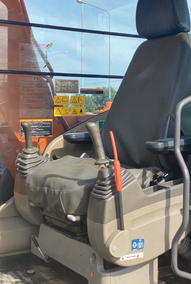 ขายรถขุด HITACHI ZX120-3 ปี 2009 นำเข้าจากญี่ปุ่น สภาพสวยพร้อมใช้ มีVDOการทำงานครับ