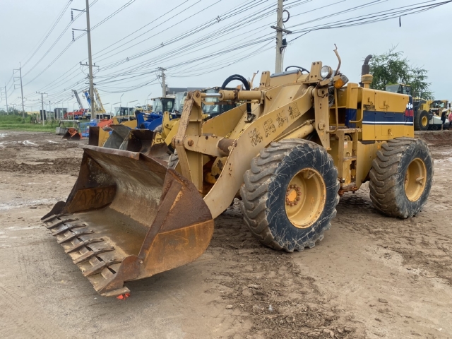 ขายรถตักล้อยาง KOMATSU 510 กรองเดี่ยว นำเข้าจากญี่ปุ่น สภาพสวยพร้อมใช้ มีVDOการทำงานครับ ขายรถตักล้อยาง KOMATSU 510 กรองเดี่ยว นำเข้าจากญี่ปุ่น สภาพสวยพร้อมใช้ มีVDOการทำงานครับ