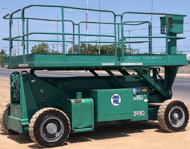 ขายรถกระเช้า HANIX HZ90W นำเข้าจากญี่ปุ่น สภาพสวยพร้อมใช้ มีVDOการทำงานครับ