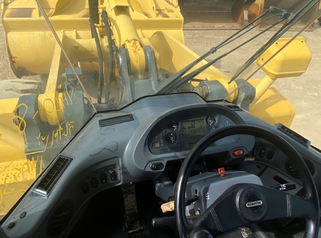 ขายรถตักล้อยาง KOMATSU WA430-6 นำเข้าจากญี่ปุ่น สภาพสวยพร้อมใช้ มีVDOการทำงานครับ