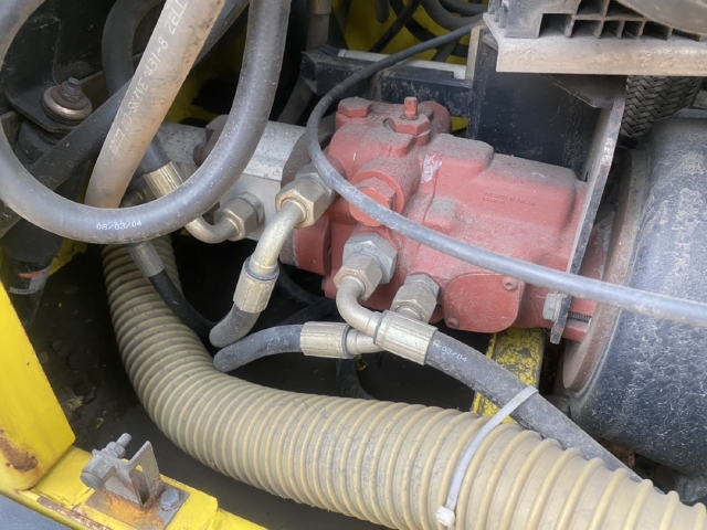 ขายรถกวาดขยะ KARCHER KMR1700D นำเข้าเองจากญี่ปุ่น สภาพสวยพร้อมใช้