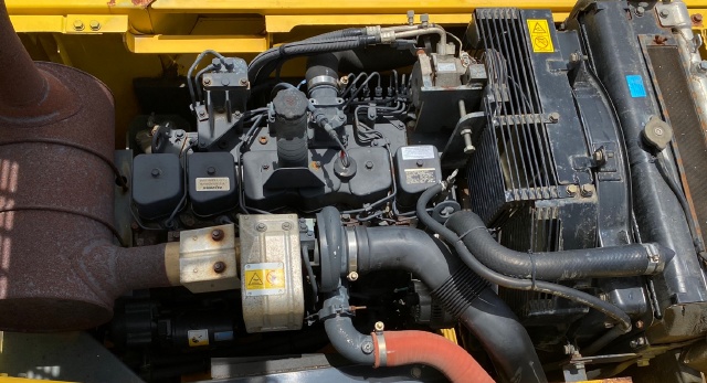 ขายรถขุด KOMATSU PC200LC-7 อาร์มยาวพิเศษ 15 เมตร นำเข้าจากญี่ปุ่น สภาพสวยพร้อมใช้ มีVDOการทำงานครับ