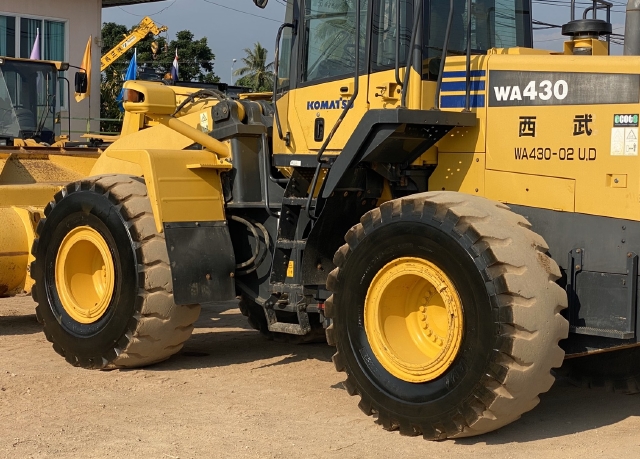 ขายรถตักล้อยาง KOMATSU WA430-6 นำเข้าจากญี่ปุ่น สภาพสวยพร้อมใช้ มีVDOการทำงานครับ