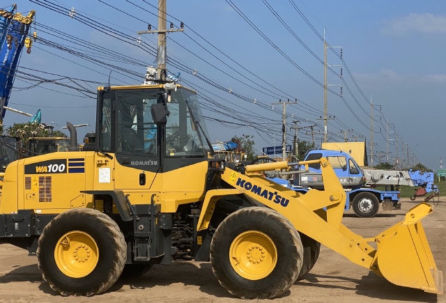 ขายรถตักล้อยาง KOMATSU WA100-7 ปี 2016 นำเข้าเองจากญี่ปุ่น สภาพสวยพร้อมใช้ มีVDOการทำงานครับ ขายรถตักล้อยาง KOMATSU WA100-7 ปี 2016 นำเข้าเองจากญี่ปุ่น สภาพสวยพร้อมใช้ มีVDOการทำงานครับ