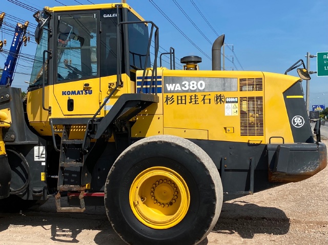 ขายรถตักล้อยาง KOMATSU WA380-6 นำเข้าจากญี่ปุ่น พร้อมใช้ มีVDOการทำงานครับ