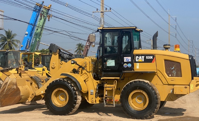 ขายรถตักล้อยาง CAT 930K (เทียบเท่า WA270-7) ปี 2014 นำเข้าจากญี่ปุ่น สภาพพร้อมใช้ มีVDOการทำงานครับ ขายรถตักล้อยาง CAT 930K (เทียบเท่า WA270-7) ปี 2014 นำเข้าจากญี่ปุ่น สภาพพร้อมใช้ มีVDOการทำงานครับ