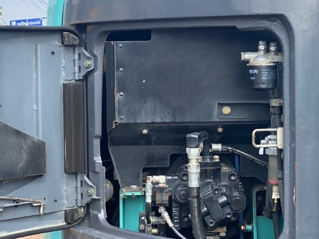 ขายรถขุด KOBELCO SK70SR-2 นำเข้าจากญี่ปุ่น สภาพสวยพร้อมใช้ มีVDOการทำงานครับ
