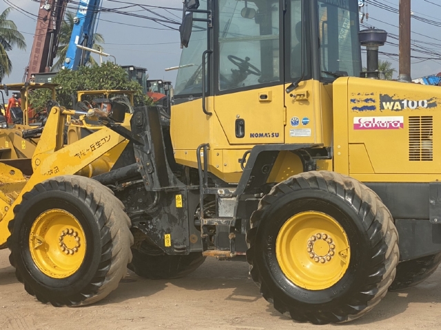 ขายรถตักล้อยาง KOMATSU WA100-6 นำเข้าจากญี่ปุ่น สภาพสวยพร้อมใช้