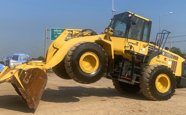 ขายรถตักล้อยาง KOMATSU WA430-6 นำเข้าจากญี่ปุ่น สภาพสวยพร้อมใช้ มีVDOการทำงานครับ