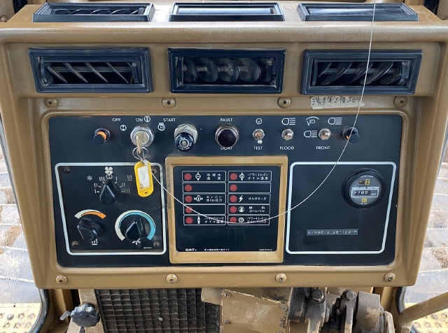 ขายรถดันดิน CAT D7H นำเข้าจากญี่ปุ่น สภาพสวยพร้อมใช้ มีVDOการทำงานครับ