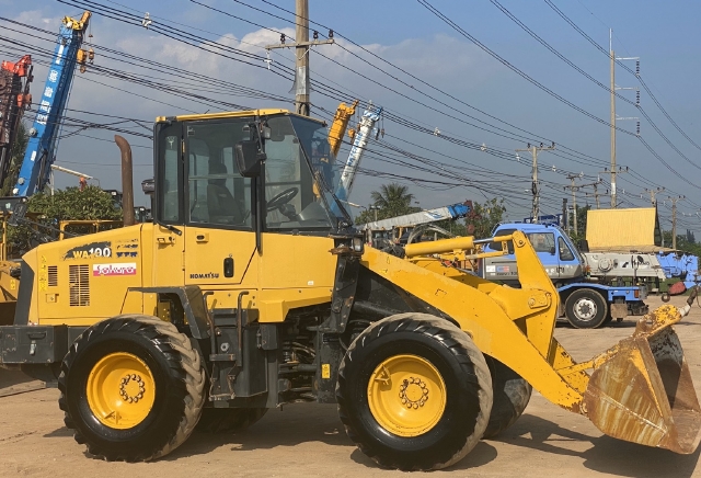 ขายรถตักล้อยาง KOMATSU WA100-6 นำเข้าจากญี่ปุ่น สภาพสวยพร้อมใช้ ขายรถตักล้อยาง KOMATSU WA100-6 นำเข้าจากญี่ปุ่น สภาพสวยพร้อมใช้