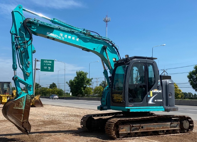ขายรถขุด KOBELCO SK125SR ปี 2013 นำเข้าจากญี่ปุ่น พร้อมใช้ มีVDOการทำงานครับ
