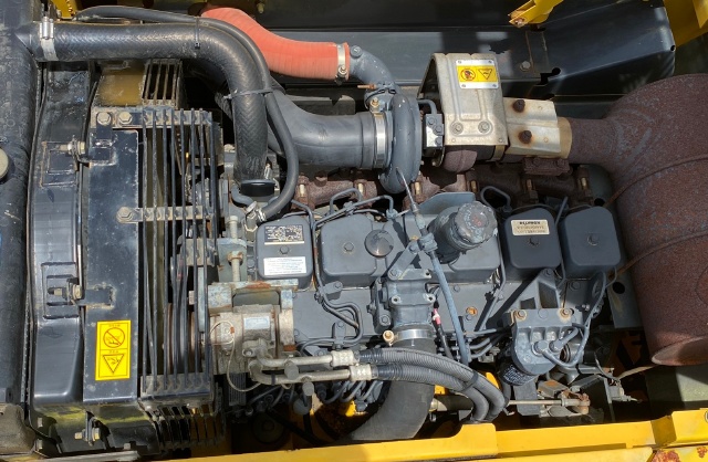 ขายรถขุด KOMATSU PC200LC-7 อาร์มยาวพิเศษ 15 เมตร นำเข้าจากญี่ปุ่น สภาพสวยพร้อมใช้ มีVDOการทำงานครับ