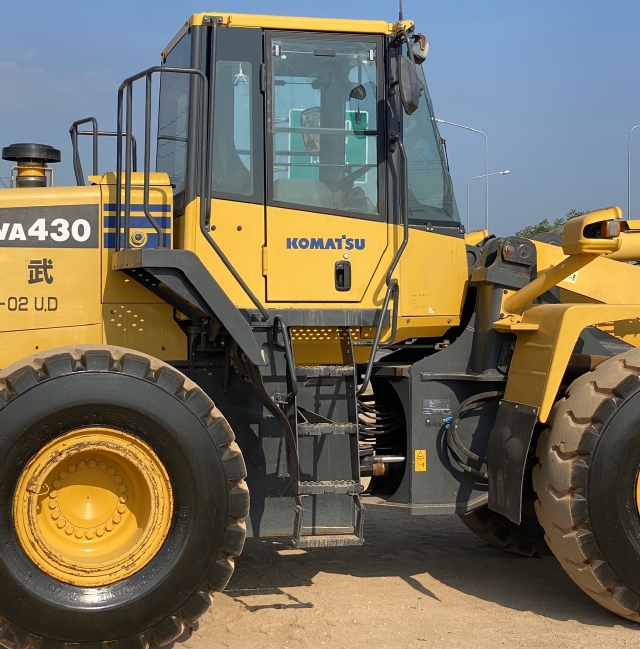 ขายรถตักล้อยาง KOMATSU WA430-6 นำเข้าจากญี่ปุ่น สภาพสวยพร้อมใช้ มีVDOการทำงานครับ