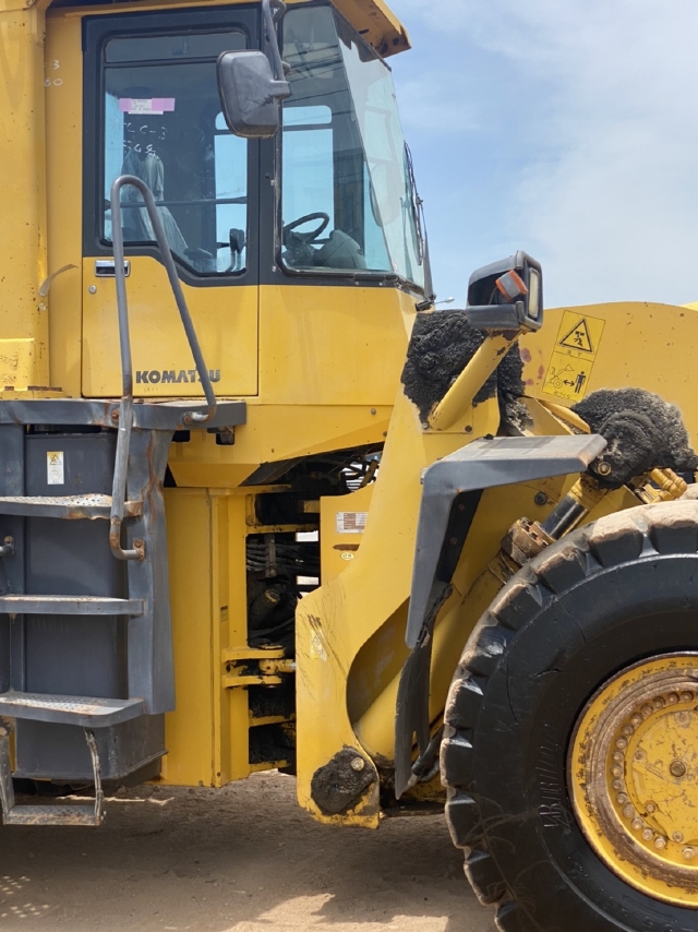 ขายรถตักล้อยาง KOMATSU WA500-3 นำเข้าจากญี่ปุ่น สภาพสวยพร้อมใช้ มีVDOการทำงานครับ
