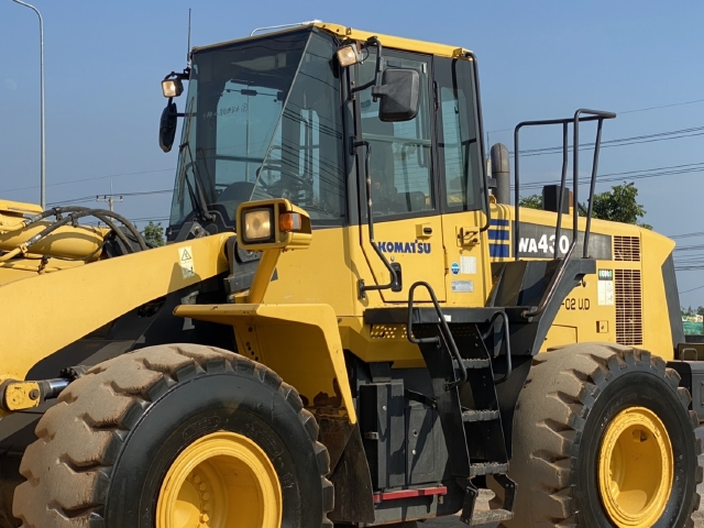 ขายรถตักล้อยาง KOMATSU WA430-6 นำเข้าจากญี่ปุ่น สภาพสวยพร้อมใช้ มีVDOการทำงานครับ