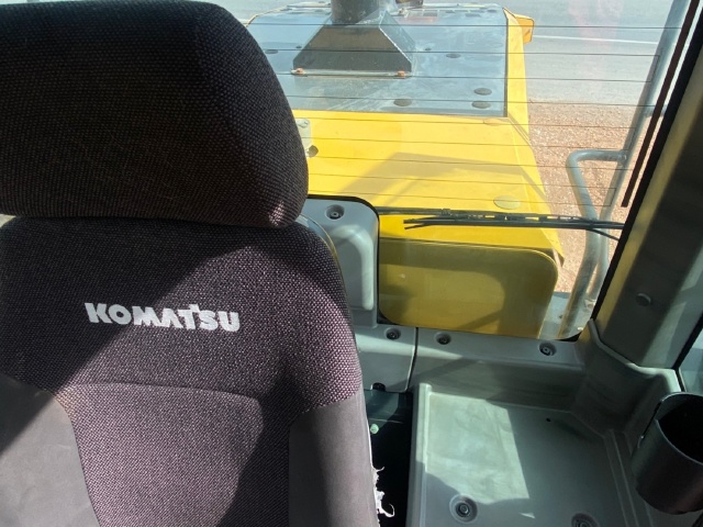ขายรถตักล้อยาง KOMATSU WA470-7 ปี 2015 นำเข้าจากญี่ปุ่น สภาพสวยพร้อมใช้ มีVDOการทำงานครับ