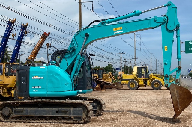 ขายรถขุด KOBELCO SK125SR ปี 2011 นำเข้าจากญี่ปุ่น พร้อมใช้ มีVDOการทำงานครับ ขายรถขุด KOBELCO SK125SR ปี 2011 นำเข้าจากญี่ปุ่น พร้อมใช้ มีVDOการทำงานครับ
