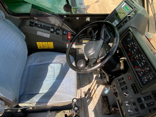 ขายรถเครน TADANO GR250N-1 (ขนาด 25 ตัน) ปี 2007 นำเข้าจากญี่ปุ่น พร้อมใช้ มีVDOการทำงานครับ ขายรถเครน TADANO GR250N-1 (ขนาด 25 ตัน) ปี 2007 นำเข้าจากญี่ปุ่น พร้อมใช้ มีVDOการทำงานครับ