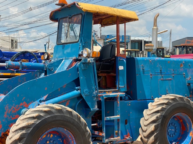 ขายรถตักล้อยาง KOMATSU 510 นำเข้าจากญี่ปุ่น สภาพสวยพร้อมใช้ มีVDOการทำงานครับ