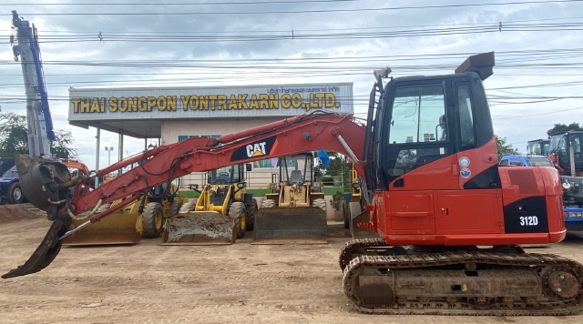 ขายรถขุด CAT 311C แม่เหล็ก นำเข้าจากญี่ปุ่น สภาพสวยพร้อมใช้ มีVDOการทำงานครับ ขายรถขุด CAT 311C แม่เหล็ก นำเข้าจากญี่ปุ่น สภาพสวยพร้อมใช้ มีVDOการทำงานครับ