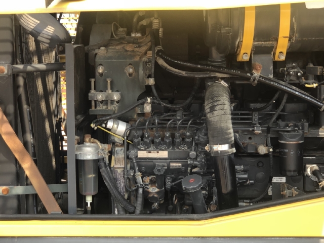 ขายรถตักล้อยาง KOMATSU WA270-5 นำเข้าจากญี่ปุ่น สภาพสวยพร้อมใช้ มีVDOการทำงานครับ