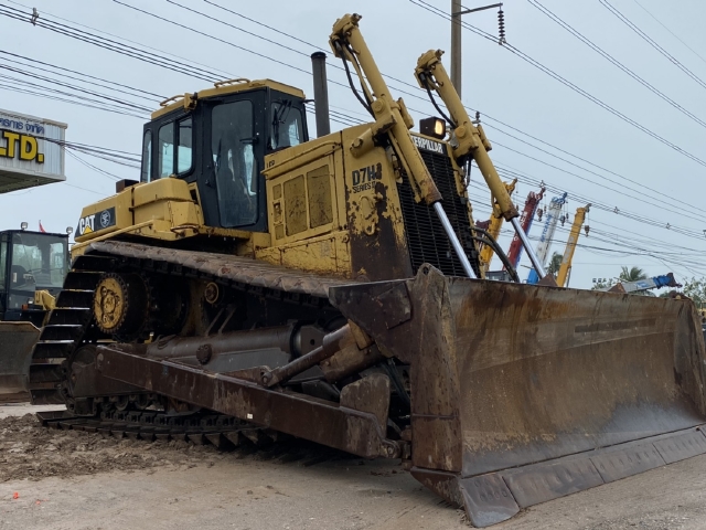 ขายรถดันดิน CAT D7H นำเข้าจากญี่ปุ่น สภาพสวยพร้อมใช้ มีVDOการทำงานครับ