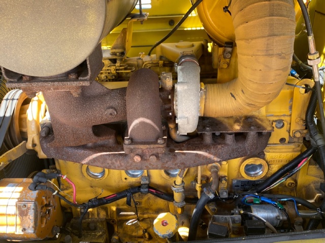 ขายรถตักล้อยาง KOMATSU WA300-3 นำเข้าจากญี่ปุ่น สภาพสวยพร้อมใช้ มีVDOการทำงานครับ ขายรถตักล้อยาง KOMATSU WA300-3 นำเข้าจากญี่ปุ่น สภาพสวยพร้อมใช้ มีVDOการทำงานครับ