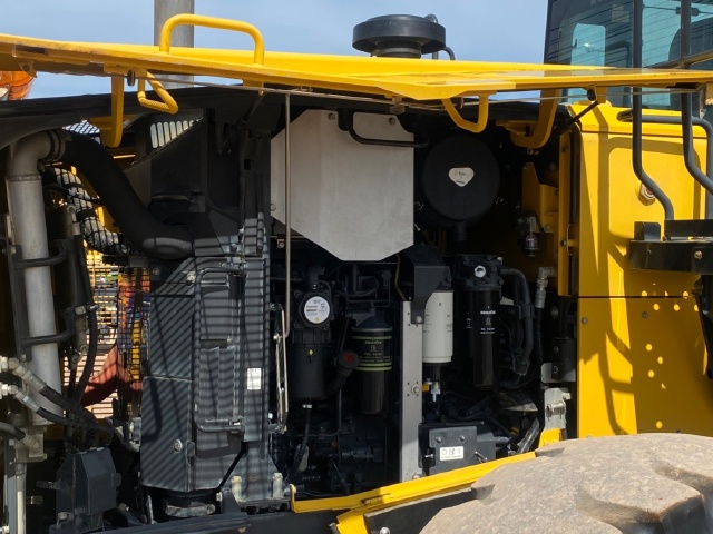 ขายรถตักล้อยาง KOMATSU WA470-7 ปี 2015 นำเข้าจากญี่ปุ่น สภาพสวยพร้อมใช้ มีVDOการทำงานครับ