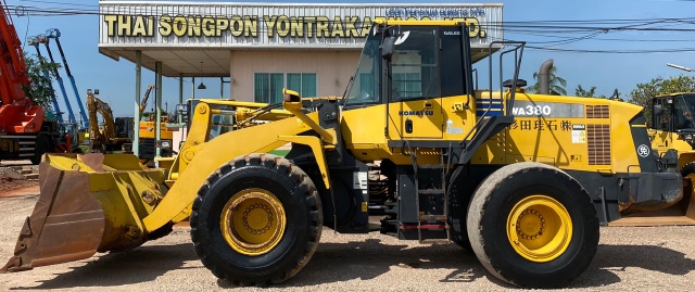 ขายรถตักล้อยาง KOMATSU WA380-6 นำเข้าจากญี่ปุ่น พร้อมใช้ มีVDOการทำงานครับ