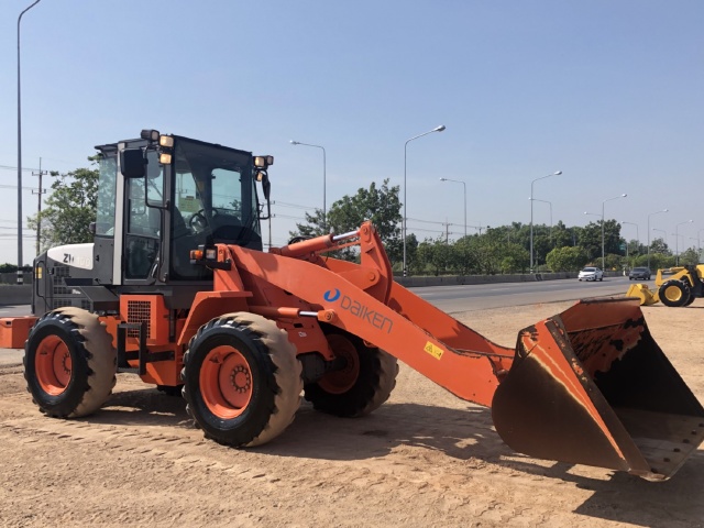 ขายรถตักล้อยาง HITACHI ZW100 (เท่าเทียบ WA100-6) ปี 2012 แขนยาวพิเศษ นำเข้าจากญี่ปุ่น สภาพสวยพร้อมใช ขายรถตักล้อยาง HITACHI ZW100 (เท่าเทียบ WA100-6) ปี 2012 แขนยาวพิเศษ นำเข้าจากญี่ปุ่น สภาพสวยพร้อมใช