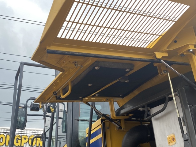ขายรถตักล้อยาง KOMATSU WA380-7 ปี 2015 นำเข้าจากญี่ปุ่น สภาพสวยพร้อมใช้มีVDOการทำงานครับ