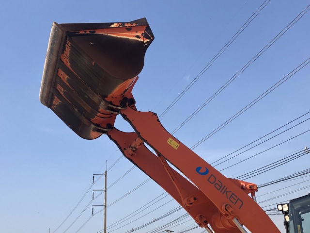 ขายรถตักล้อยาง HITACHI ZW100 (เท่าเทียบ WA100-6) ปี 2012 แขนยาวพิเศษ นำเข้าจากญี่ปุ่น สภาพสวยพร้อมใช