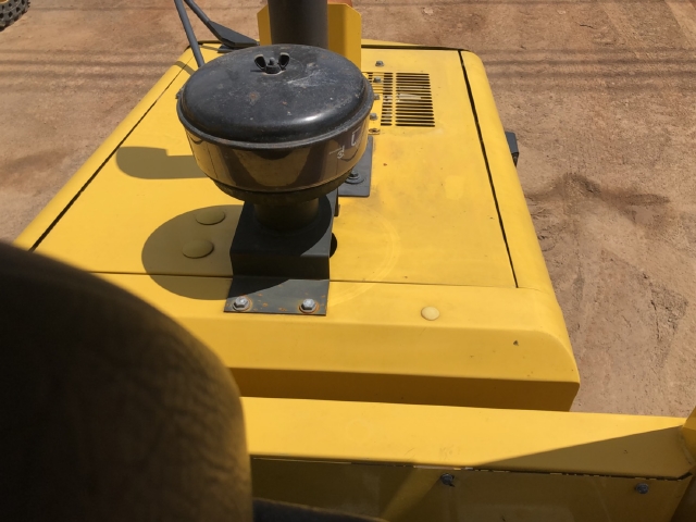 ขายรถตักล้อยาง KOMATSU WR12-6 (เทียบเท่า WA100-6) ปี 2011 นำเข้าจากญี่ปุ่น สภาพสวยพร้อมใช้ มีVDOการท