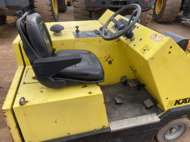 ขายรถกวาดขยะ KARCHER KMR1700D นำเข้าเองจากญี่ปุ่น สภาพสวยพร้อมใช้