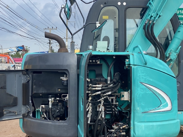 ขายรถขุด KOBELCO SK70SR-2 นำเข้าจากญี่ปุ่น สภาพสวยพร้อมใช้ มีVDOการทำงานครับ