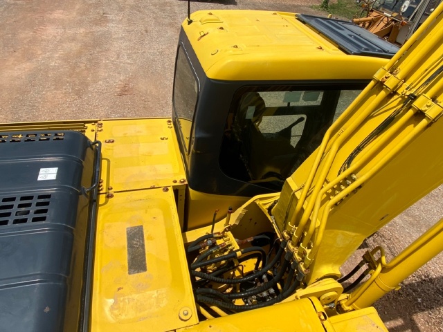 ขายรถขุด KOMATSU PC200LC-7 อาร์มยาวพิเศษ 15 เมตร นำเข้าจากญี่ปุ่น สภาพสวยพร้อมใช้ มีVDOการทำงานครับ
