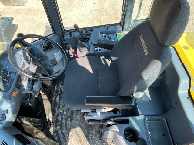 ขายรถตักล้อยาง KOMATSU WA100-5 นำเข้าจากญี่ปุ่น พร้อมใช้ มีVDOการทำงานครับ
