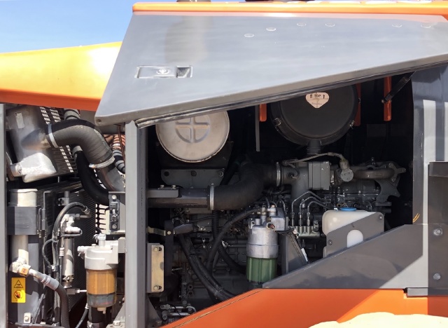 ขายรถตักล้อยาง HITACHI ZW220 นำเข้าจากญี่ปุ่น สภาพสวยพร้อมใช้ มีVDOการทำงานครับ