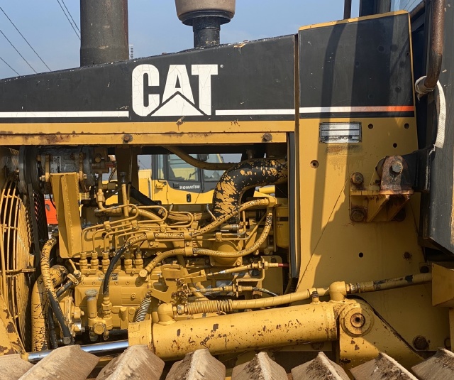ขายรถดันดิน CAT D3C ปี 2002 นำเข้าจากญี่ปุ่น สภาพพร้อมใช้ มีVDOการทำงานครับ